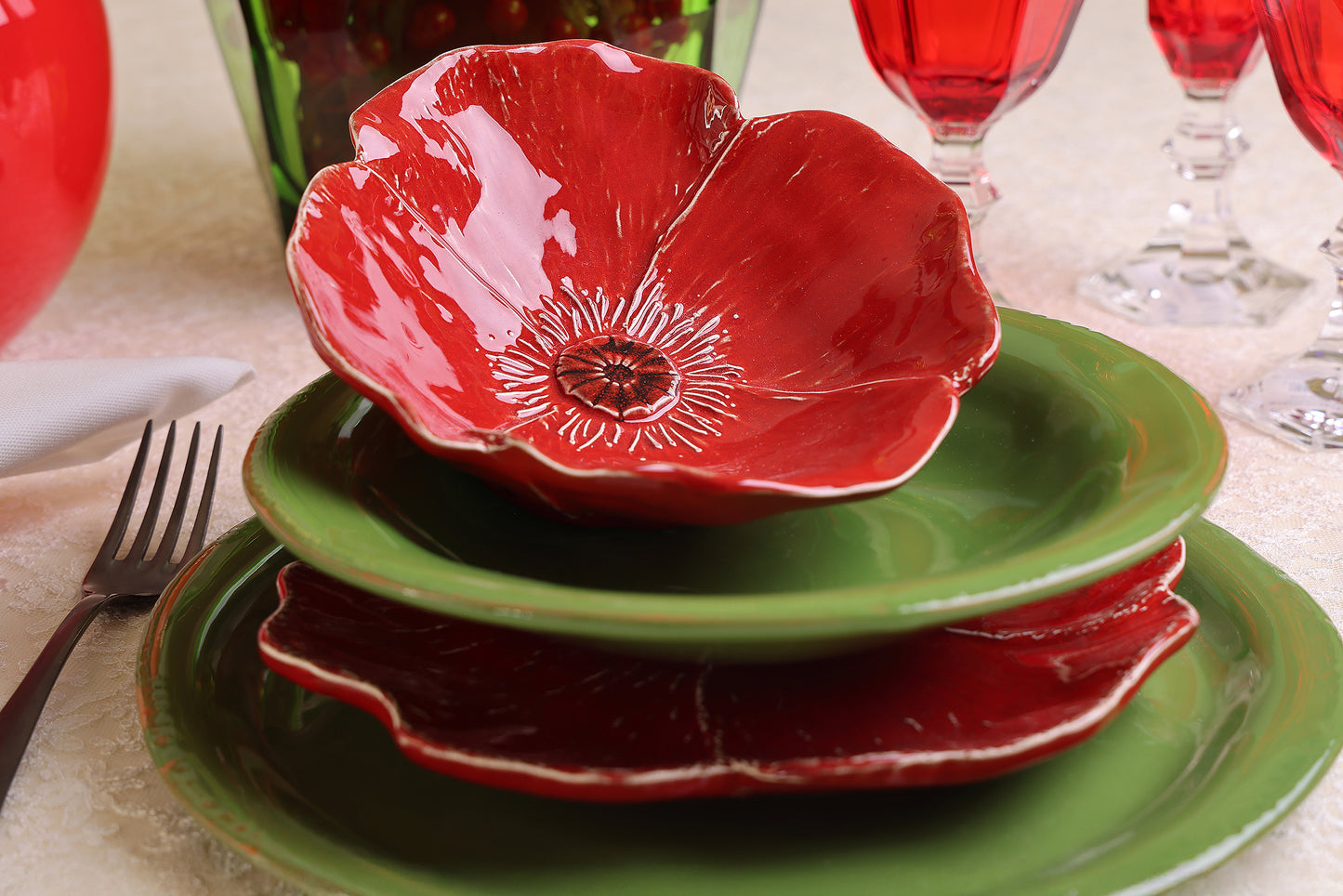 Ceramic fruit plate, Tavolozza collection, made by Virginia Casa Ceramiche