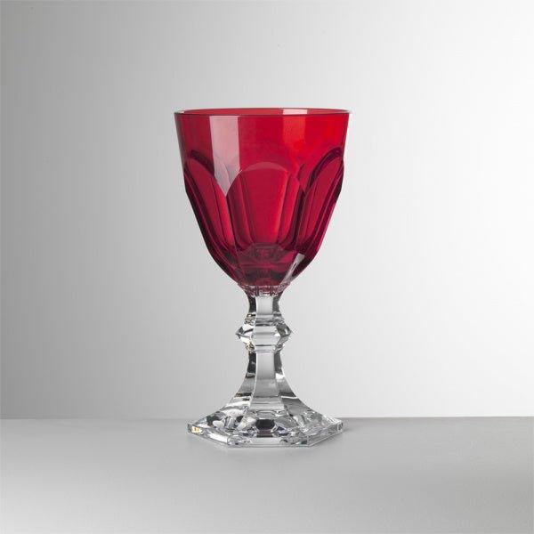Calice Dolce Vita acqua rosso in acrilico sfaccettato Mario Luca Giusti, elegante e infrangibile, perfetto per tavole colorate e raffinate