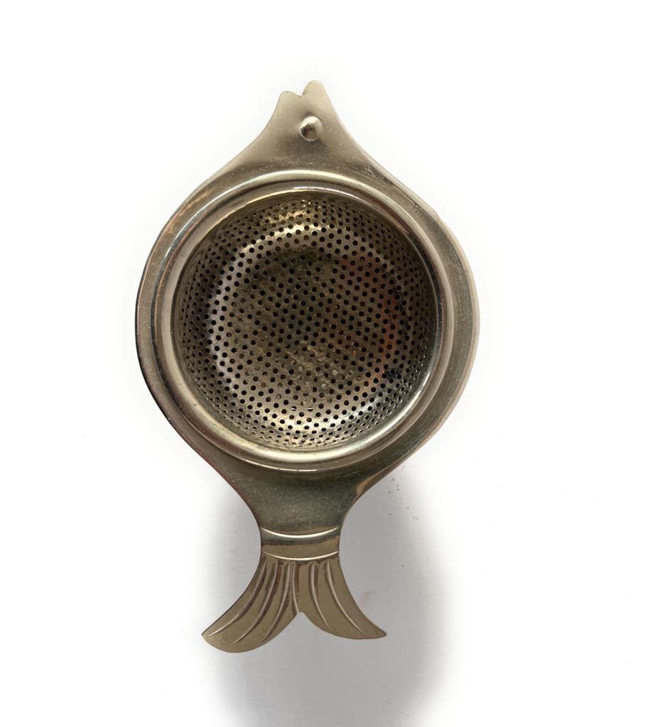 Fish-shaped tea strainer and infuser, Chehoma collection