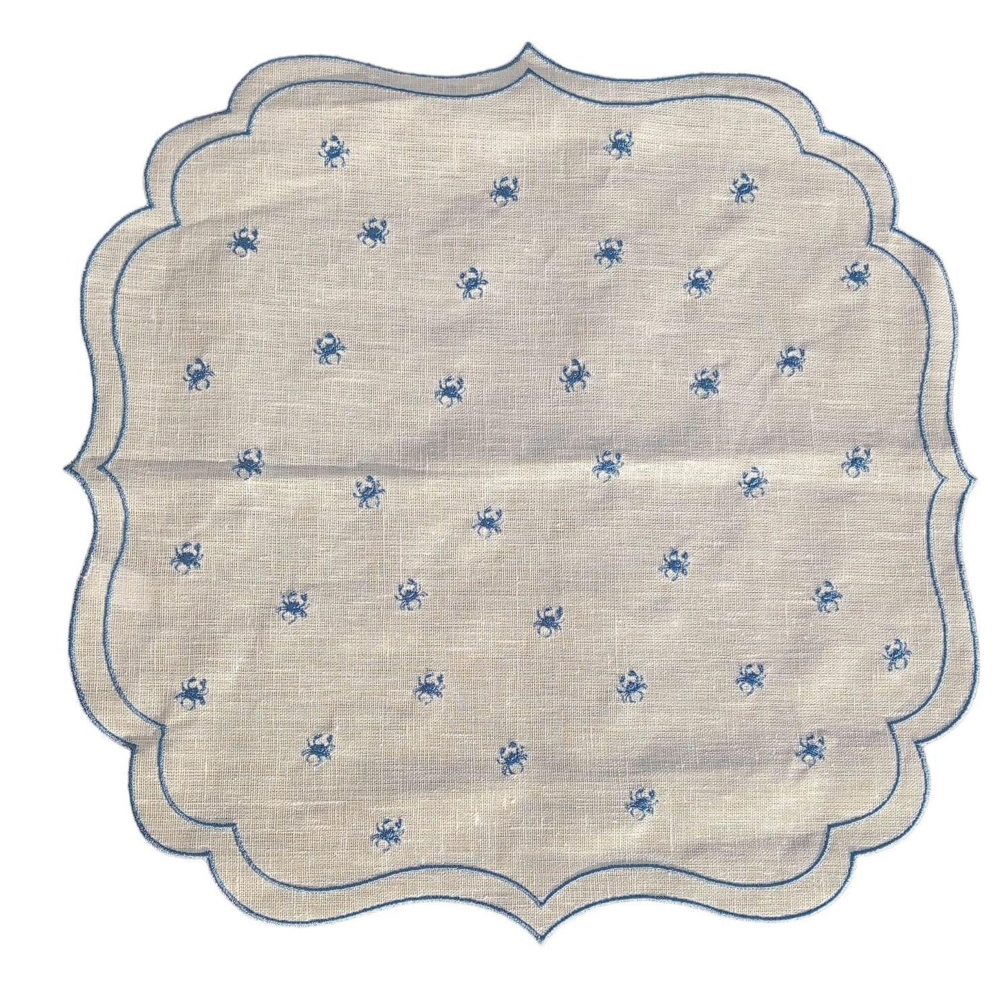 Tovaglietta americana in lino cerato bianco con granchi ricamati blu