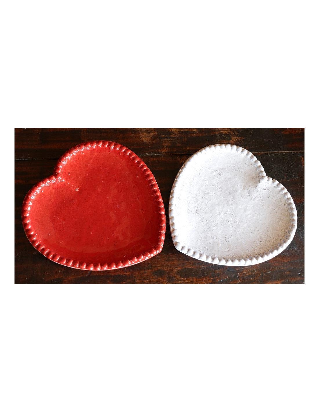 Piatti decorativi in ceramica a forma di cuore Virginia Casa, bianco e rosso artigianale