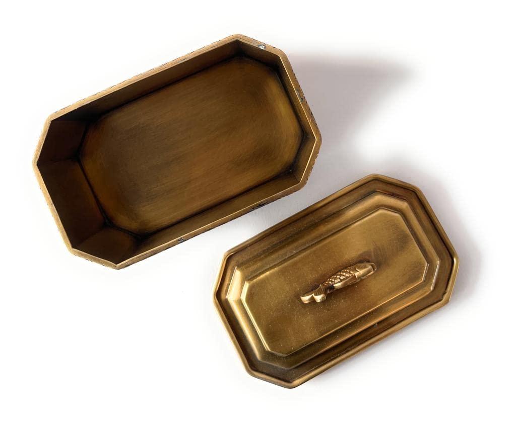 Storage Box Lid with Fish Measures 16 cm x 10 cm x 10 cm