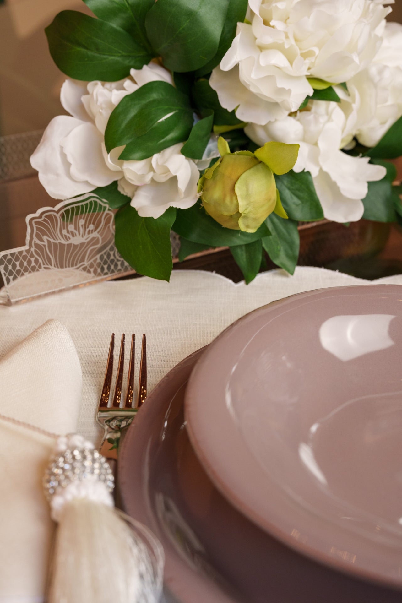 Ceramic fruit plate, Tavolozza collection, made by Virginia Casa Ceramiche