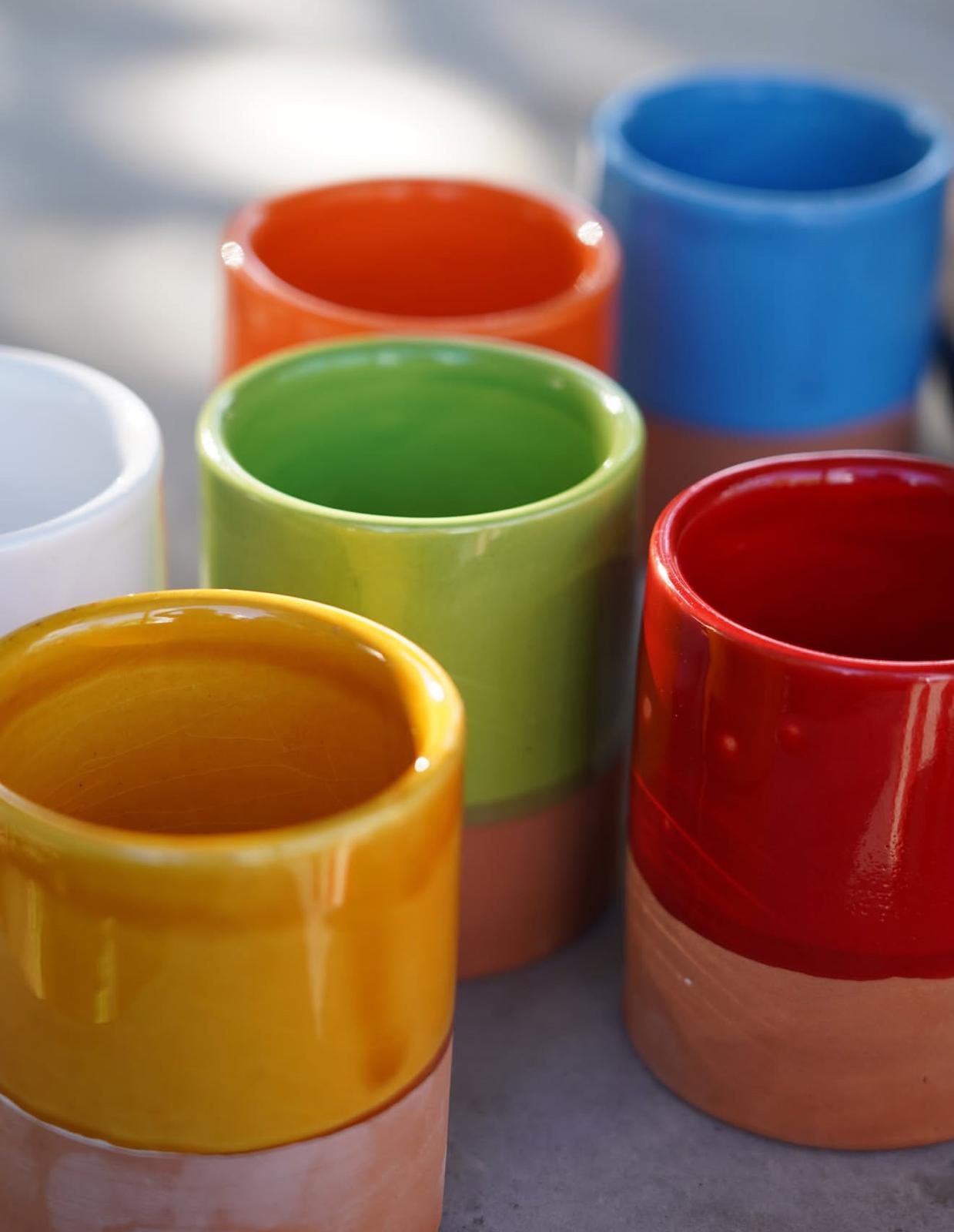 Dimentica il Fast Design: la bellezza autentica vive nei tessuti fatti a mano