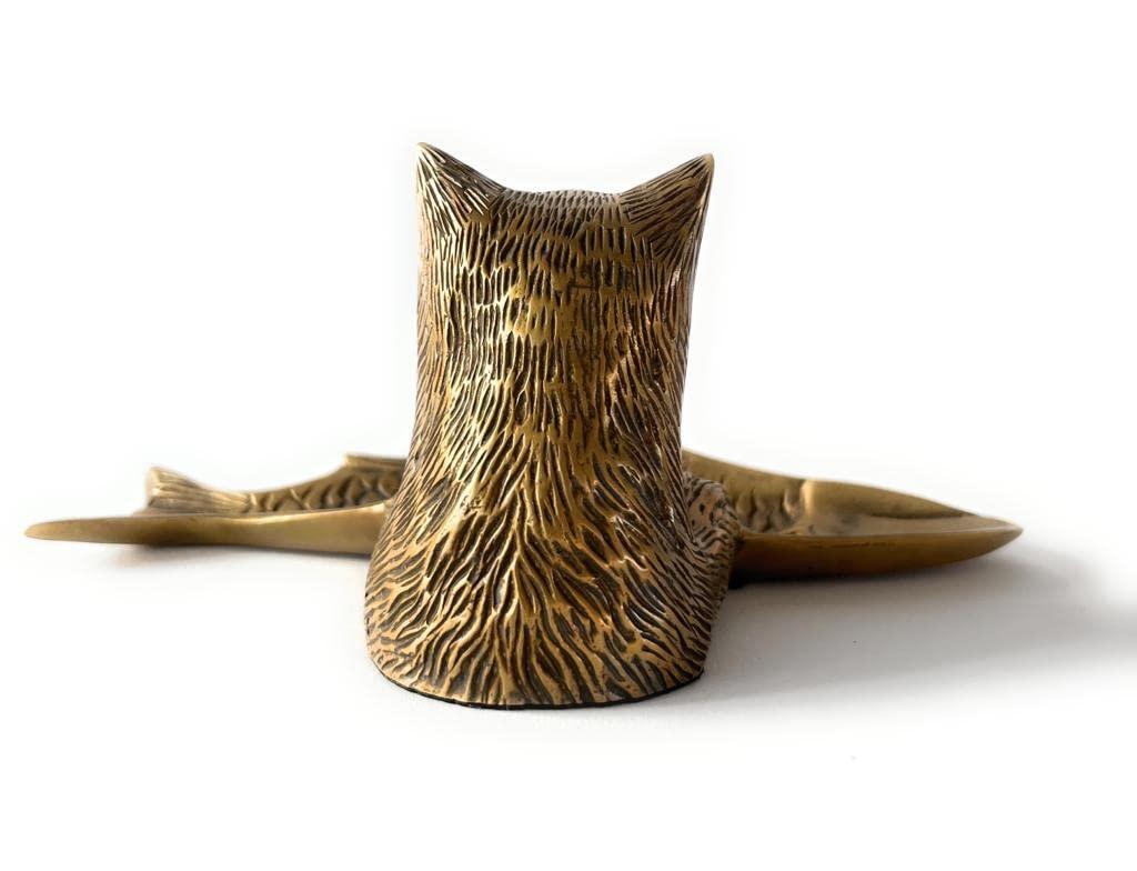 Retro del vuota tasche in ottone con lavorazione effetto pelo