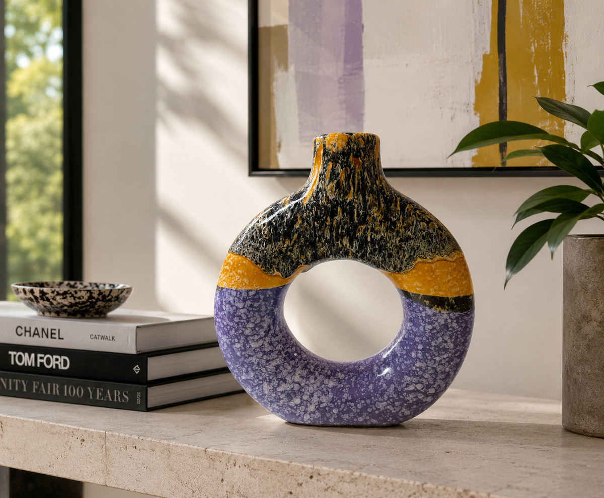 Vaso in ceramica dipinto a mano: unicità e arte per la tua casa