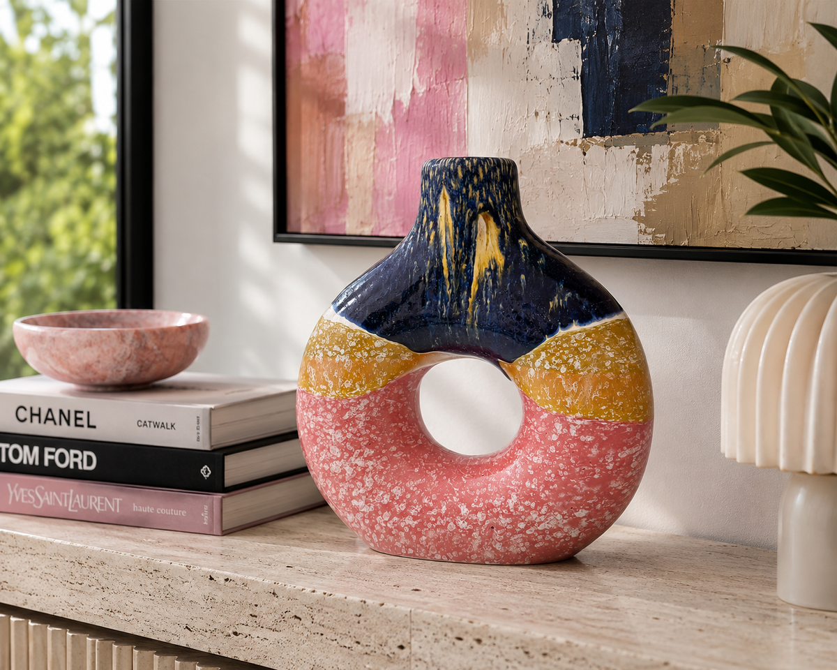 Vaso in ceramica dipinto a mano: unicità e arte per la tua casa