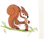 Particolare ricamo scoiattolo 