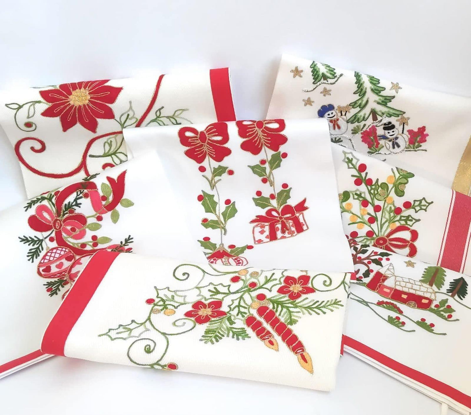 Burazzi natalizi ricamati a mano in cotone con decori rossi, verdi e oro a tema natalizio