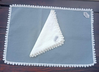 Chez Moi - Set de table américain modèle Bon Ton avec serviette assortie en lin ciré avec dentelle de coton