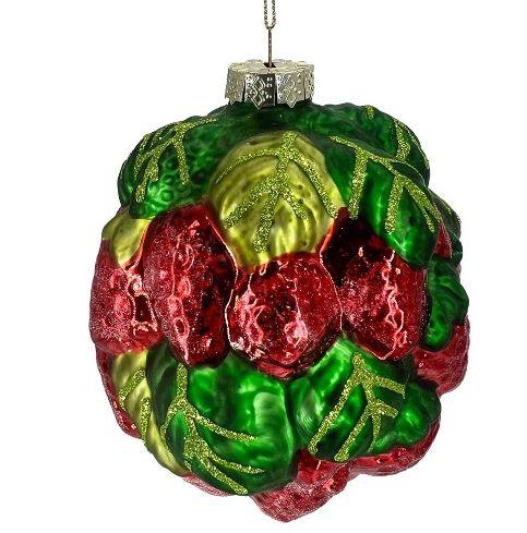 Sfera di Natale in vetro soffiato decorata a mano con fragole rosse e foglie verdi