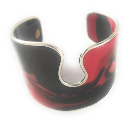 Bracciale rigido in resina epoxy Vulca, fatto a mano, rosso / nero