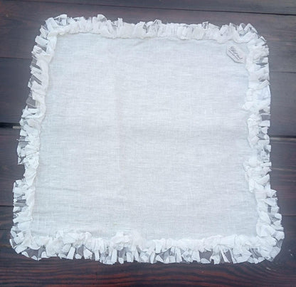 Chez Moi - American Placemat/White Placemat Chic Model with Matching Napkin in Pure Linen with Cotton Lace