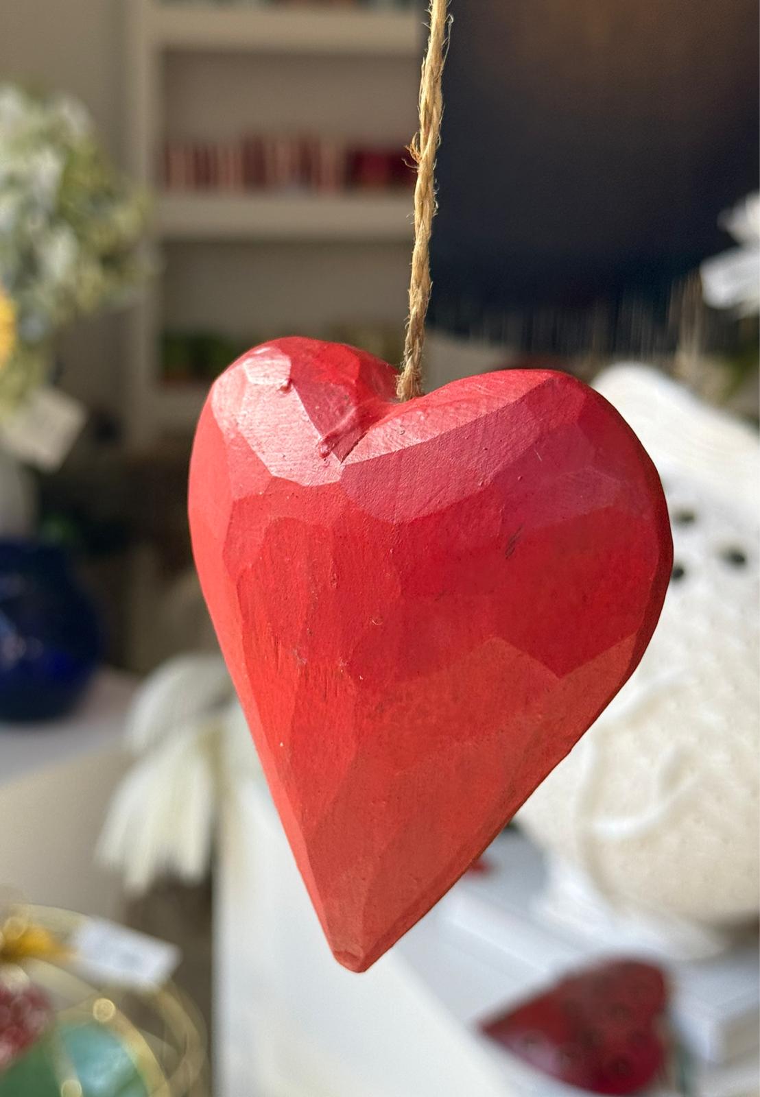 Cuore in legno decorativo – Collezione Natale