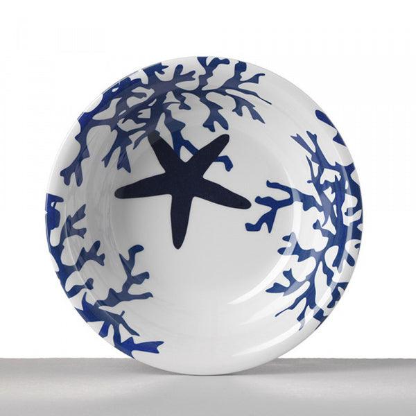 Piatto fondo blu in melamina Mario Luca Giusti con decoro corallo e stella marina