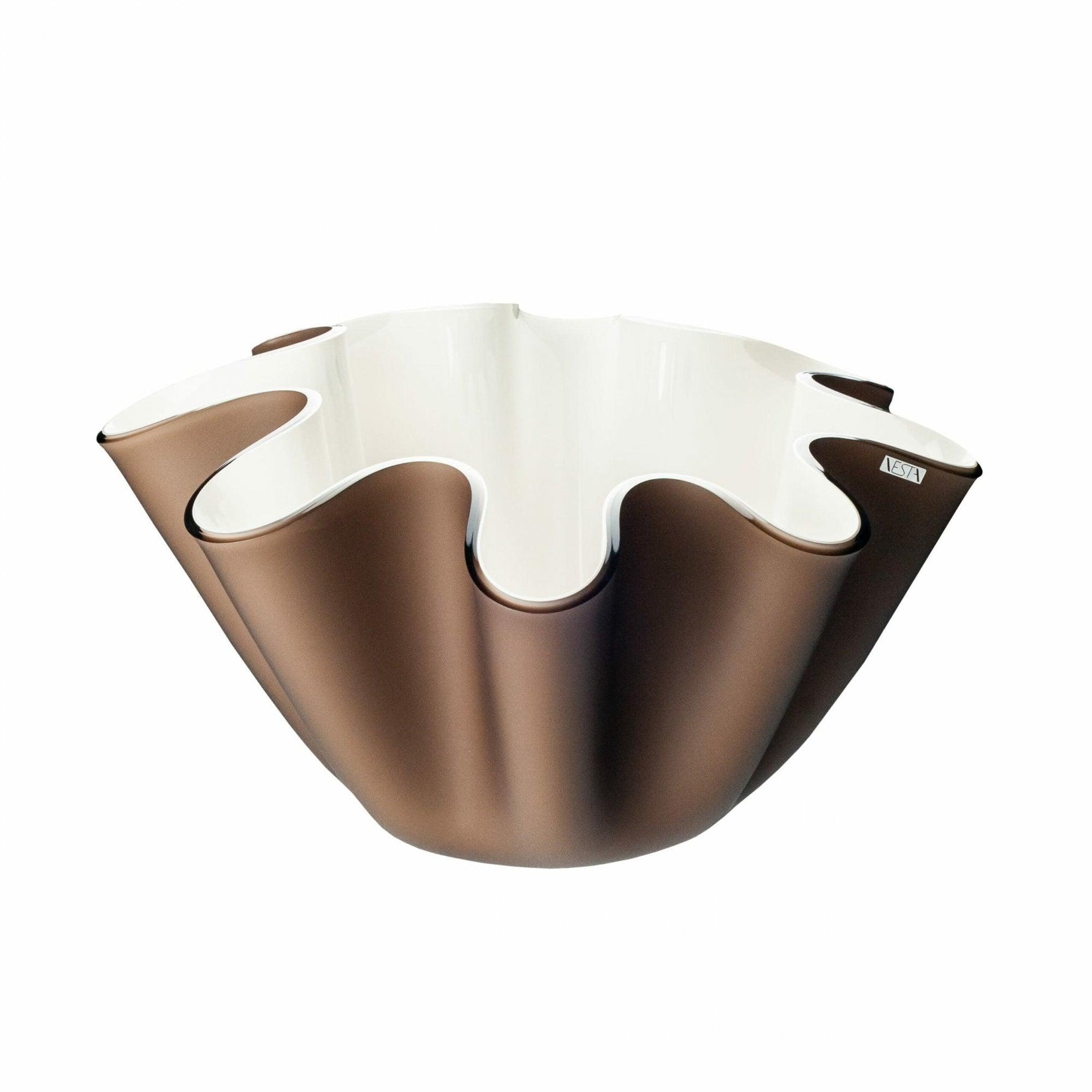 Centrotavola Vesta in cristallo acrilico ondulato marrone con interno bianco