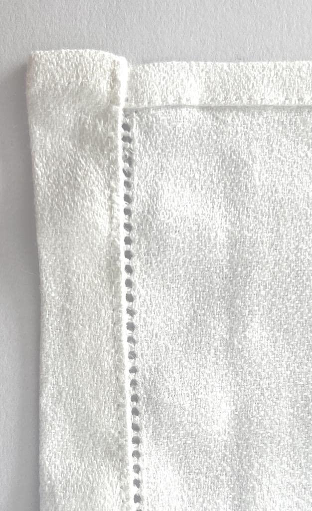 2-piece towel set (1 face, 1 guest), fine linen with embroidery, Luxury collection by Marika De Paola