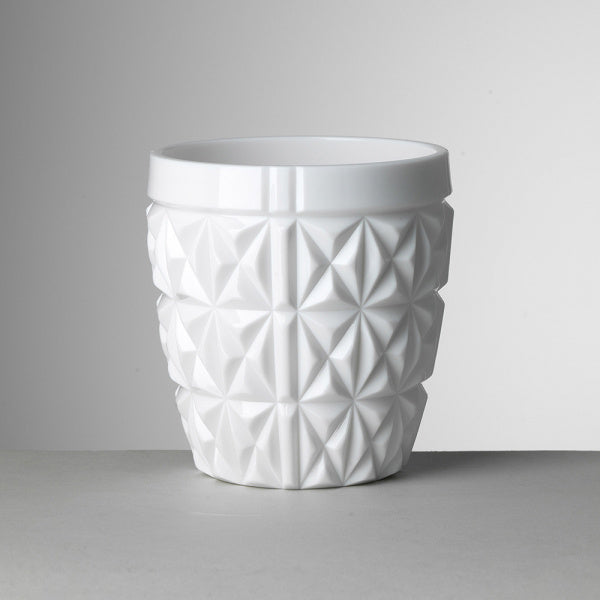 Bicchiere Stella bianco in acrilico effetto cristallo firmato Mario Luca Giusti, resistente e raffinato