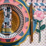 Special Moments Vesta usati come segnaposto: piccoli fiori in plexiglass, regalo elegante e senza tempo per ogni ospite.