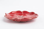 Vassoio in ceramica a forma di papavero rosso Ø34 cm, Linea Natura Virginia Casa, artigianato toscano fatto a mano.