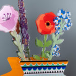 Funny Flowers di Vesta in vaso, esplosione di colore e design
